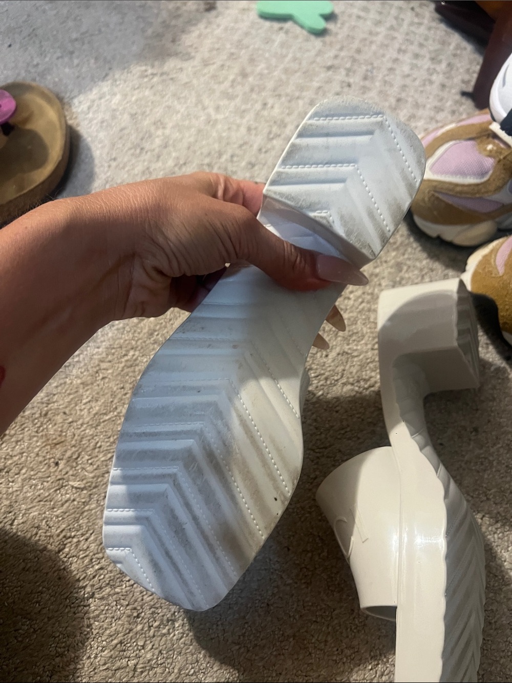 SHEIN White Embossed Slide Mules - Picture 2 of 3